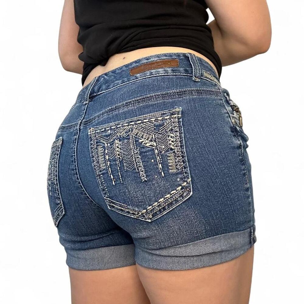 Vintage Ariya Blue Low Rise Mid Length Mini Denim Shorts – Size 7